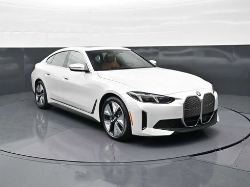 New 2026 BMW i4 xDrive40i w/ Premium Package AWD/4WD image 3