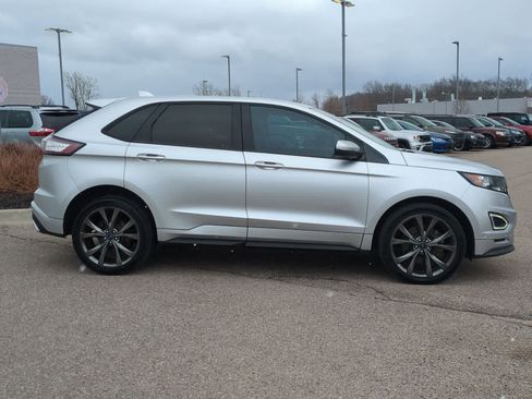 Used 2017 Ford Edge Sport w/ Equipment Group 401A image 9