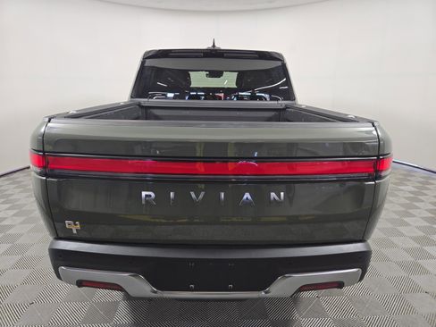 Used 2022 Rivian R1T Launch Edition image 4