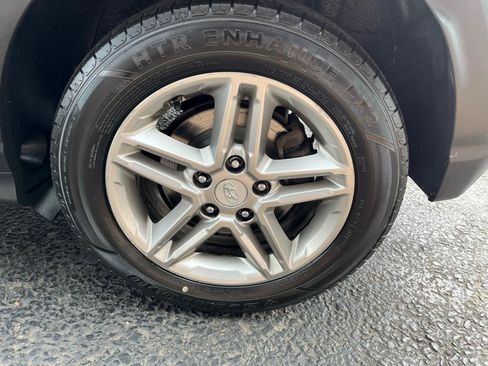 Used 2019 Hyundai Kona SE AWD/4WD image 15