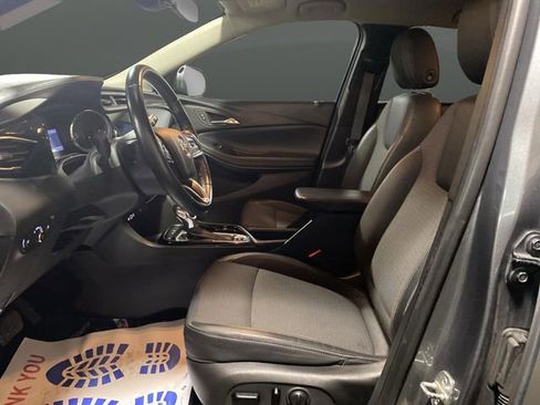 Used 2021 Buick Encore GX Select w/ Sport Touring Package image 4