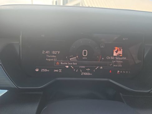 Used 2024 GMC Acadia Elevation w/ Black Edition AWD/4WD image 11