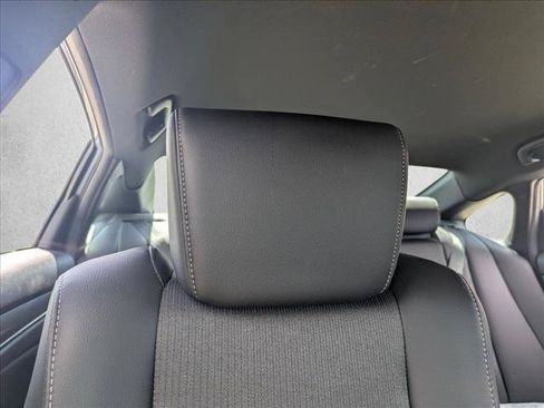Used 2022 Honda Accord Sport image 14