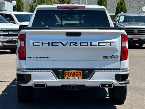 Used 2024 Chevrolet Silverado 1500 High Country w/ Technology Package AWD/4WD image 5