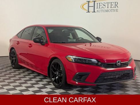 Used 2024 Honda Civic Sport image 2