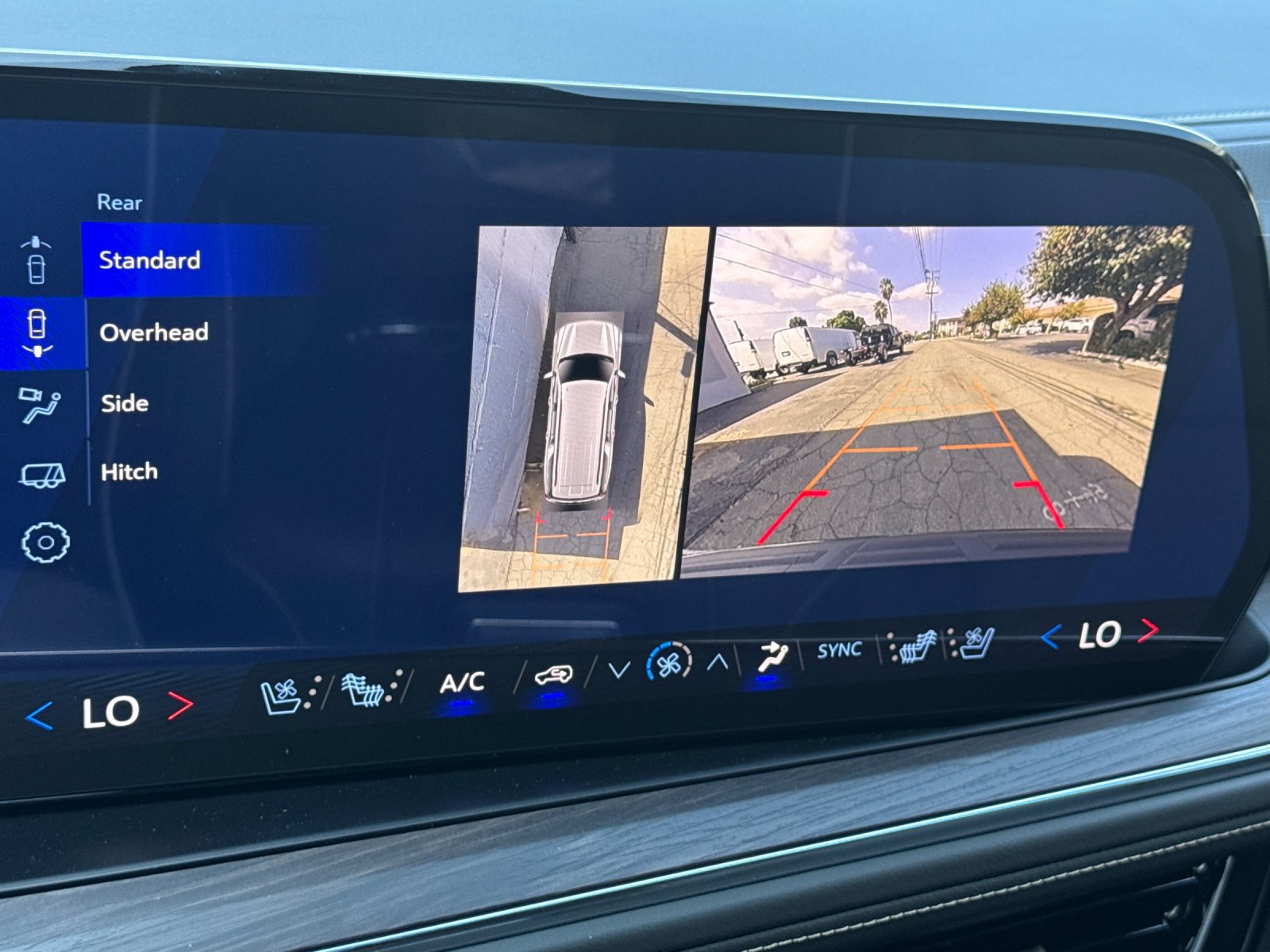New 2026 Chevrolet Suburban Premier RWD image 22