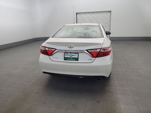 Used 2016 Toyota Camry XLE image 7