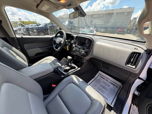 Used 2020 Chevrolet Colorado W/T AWD/4WD image 33