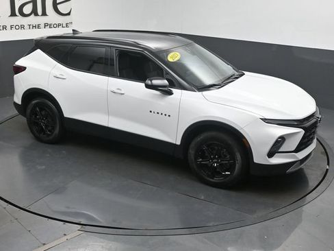 Used 2023 Chevrolet Blazer LT w/ Convenience Package AWD/4WD image 39