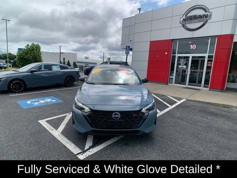 Certified 2025 Nissan Sentra SR w/ Midnight Edition FWD image 9