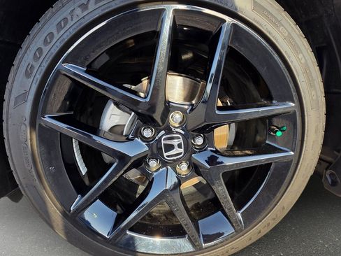 Used 2024 Honda Civic Sport image 11