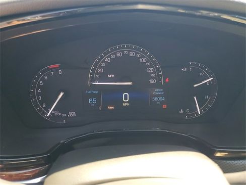 Used 2017 Cadillac XT5 Premium Luxury image 32