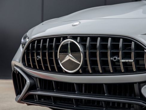 Used 2024 Mercedes-Benz SL 63 AMG 4MATIC image 19