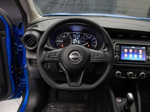 New 2025 Nissan Kicks Play S image 23