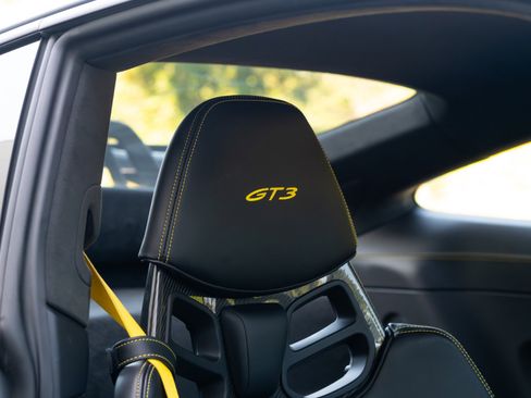 Used 2023 Porsche 911 GT3 RWD image 7