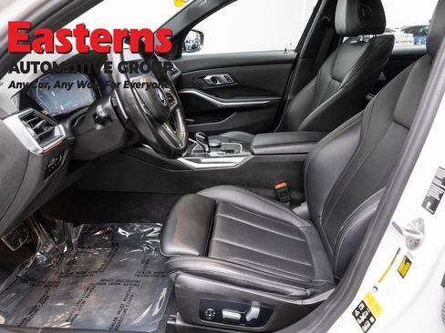 Used 2022 BMW 330i xDrive Sedan w/ M Sport Package image 14