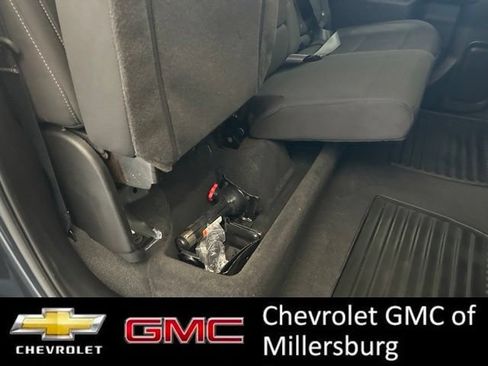 Used 2021 Chevrolet Silverado 1500 LT w/ Convenience Package II AWD/4WD image 35
