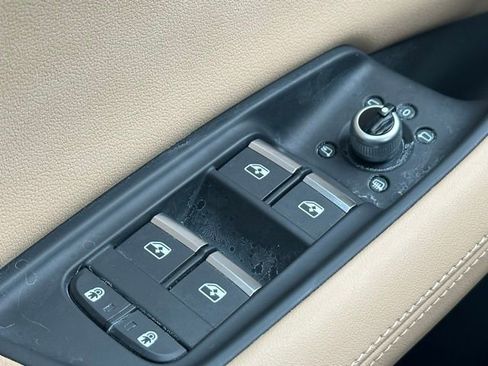 Used 2023 Audi Q7 3.0T Prestige image 20