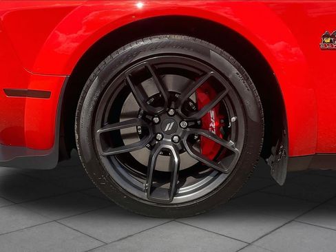 Used 2022 Dodge Challenger R/T Scat Pack RWD image 10