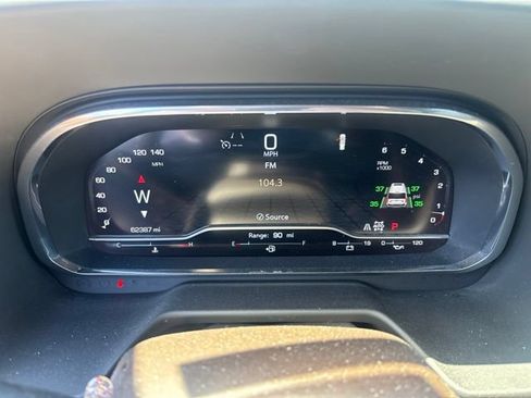 Used 2022 GMC Yukon SLT w/ SLT Premium Package AWD/4WD image 10