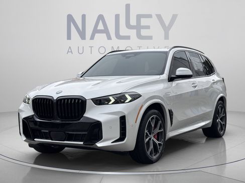 Used 2026 BMW X5 xDrive50e w/ M Sport Package AWD/4WD image 1