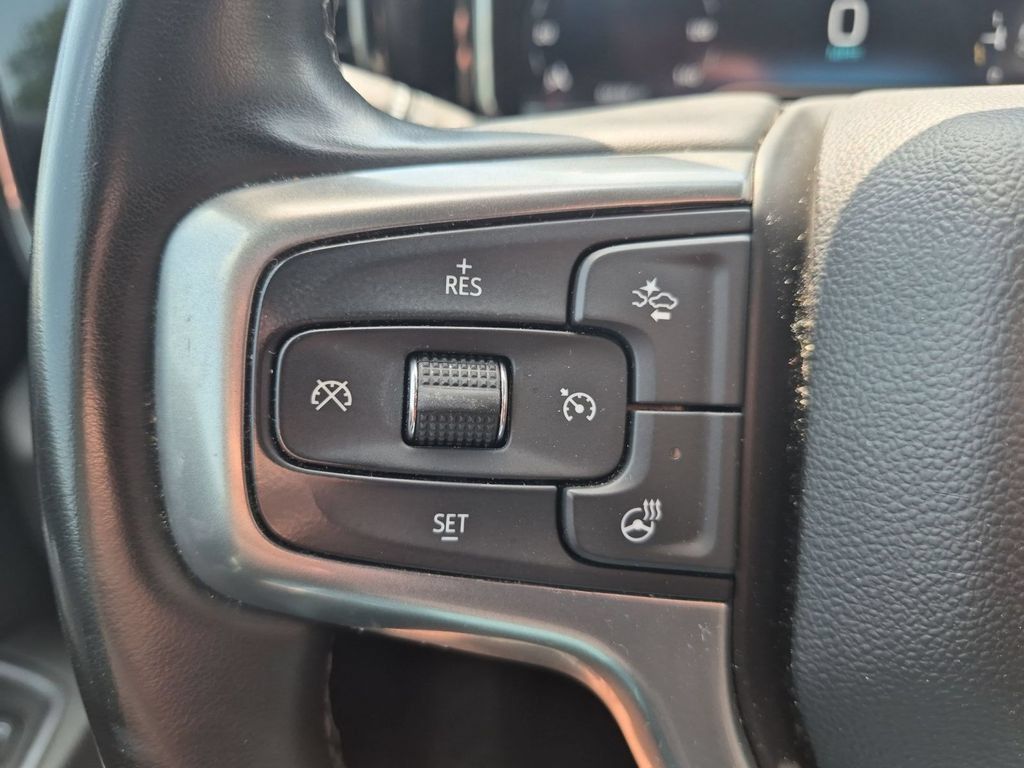 Used 2025 Chevrolet Silverado 1500 LT RWD image 17