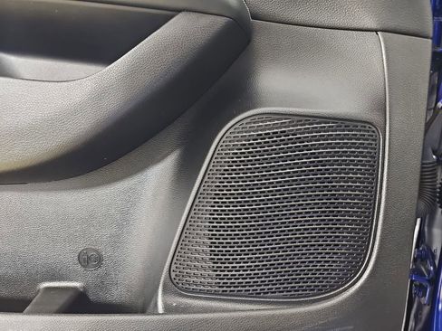 Used 2021 Chrysler Pacifica Touring w/ Cold Weather Group image 34