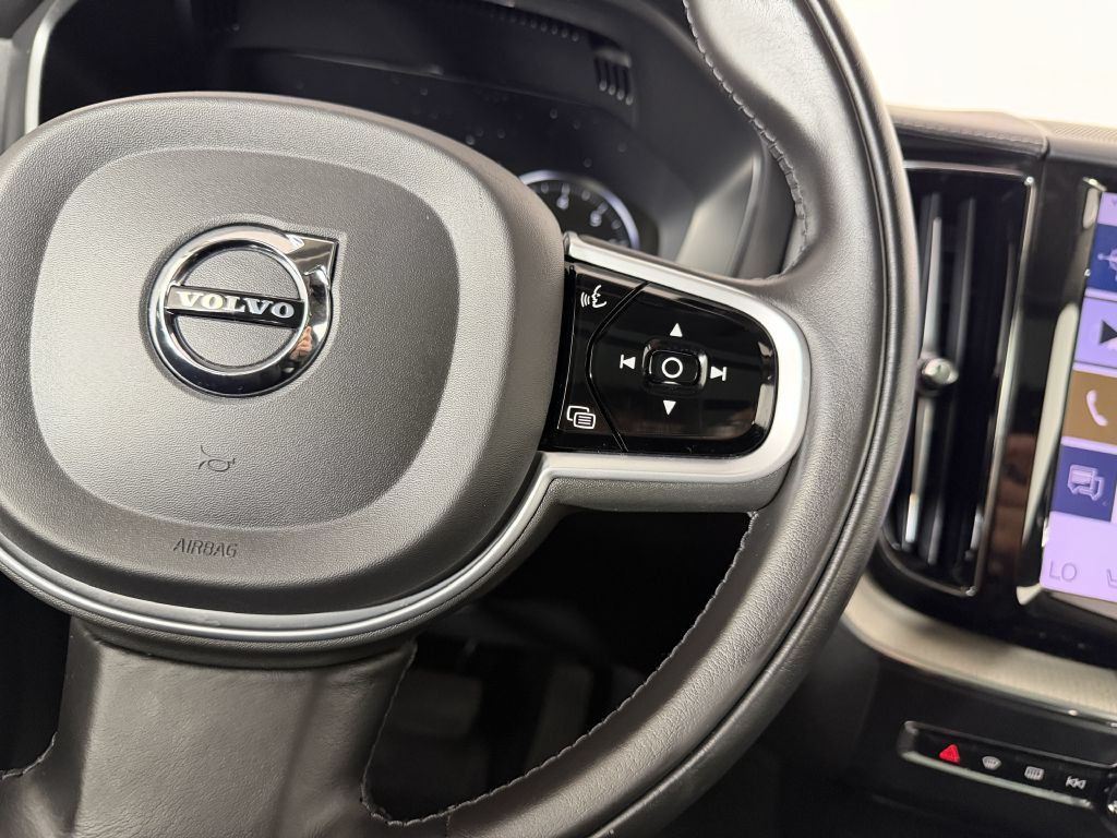 Used 2021 Volvo XC60 T5 Inscription w/ Protection Package Premier AWD/4WD image 24