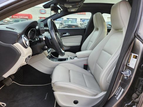 Used 2019 Mercedes-Benz CLA 250 4MATIC image 12