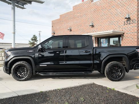 Used 2024 GMC Sierra 1500 Elevation w/ Elevation Premium Package RWD image 3