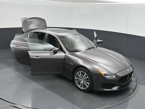 Used 2022 Maserati Quattroporte Modena Q4 AWD/4WD image 51