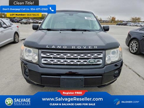 Used 2012 Land Rover LR2 HSE image 7