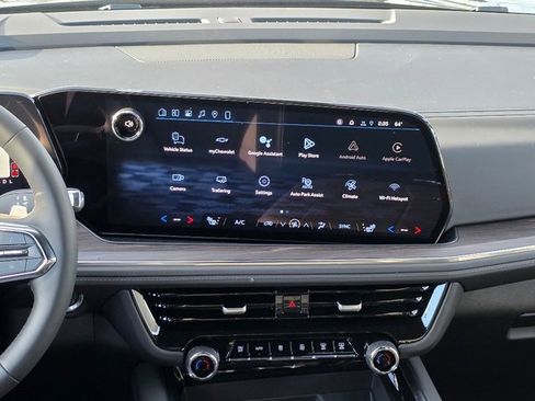 New 2026 Chevrolet Suburban Z71 w/ Z71 Off-Road Package image 3