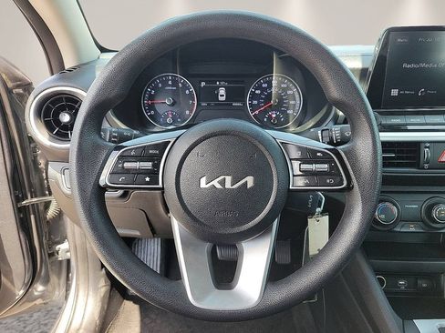 Used 2024 Kia Forte LXS FWD image 19
