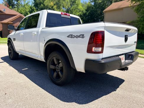 Used 2019 RAM 1500 Warlock AWD/4WD image 3