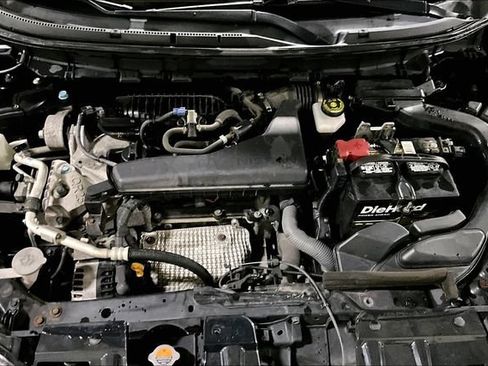 Used 2019 Nissan Rogue SV AWD/4WD image 27