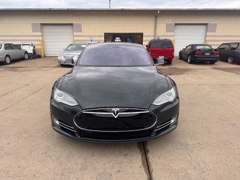 Used 2013 Tesla Model S image 2