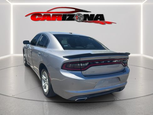 Used 2018 Dodge Charger SXT RWD image 8
