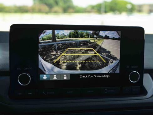 Used 2023 Honda Accord EX image 31