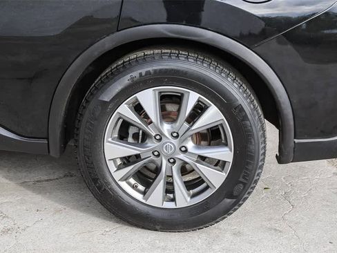 Used 2018 Nissan Murano SV image 10