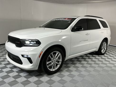 Used 2023 Dodge Durango GT RWD image 4