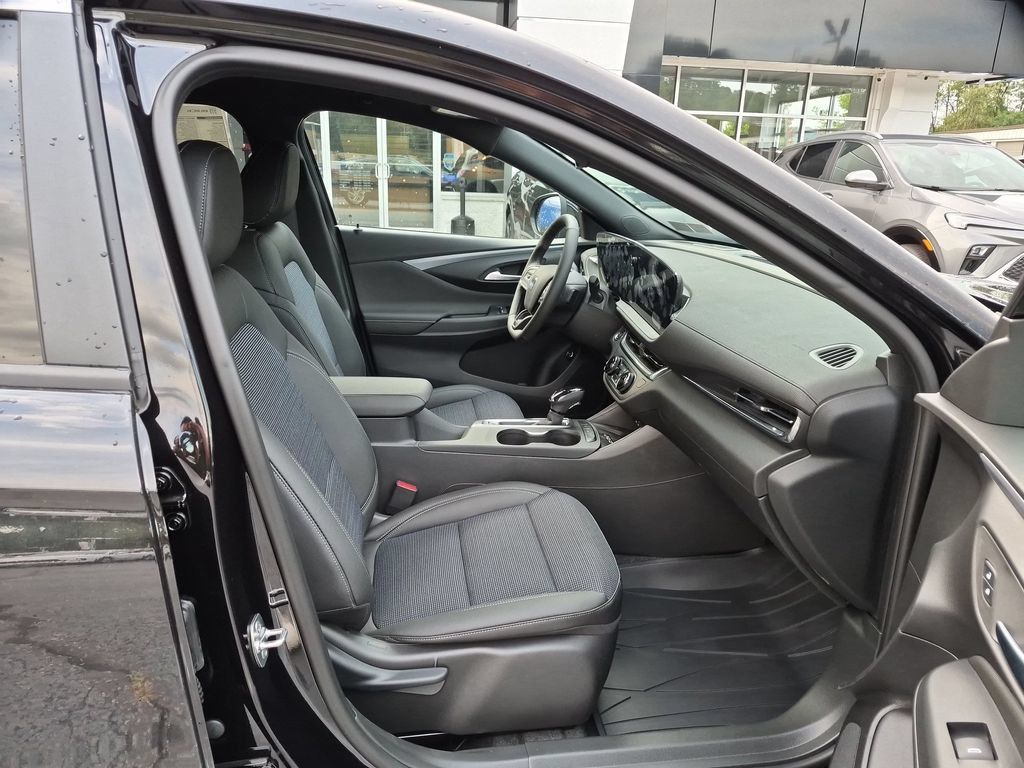 New 2026 Buick Envista Preferred w/ Convenience I Package FWD image 35