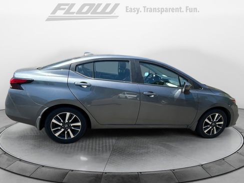 Used 2022 Nissan Versa SV w/ Trunk Package FWD image 10