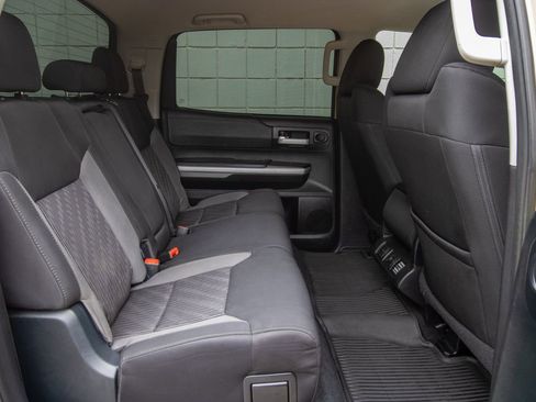 Used 2017 Toyota Tundra SR5 RWD image 19