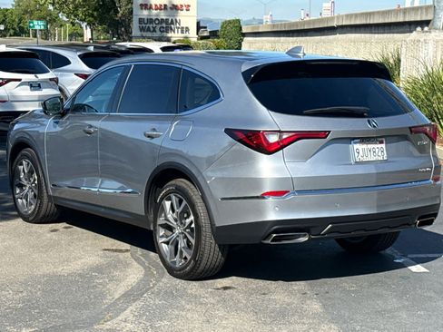 Used 2024 Acura MDX SH-AWD w/ Technology Package image 14
