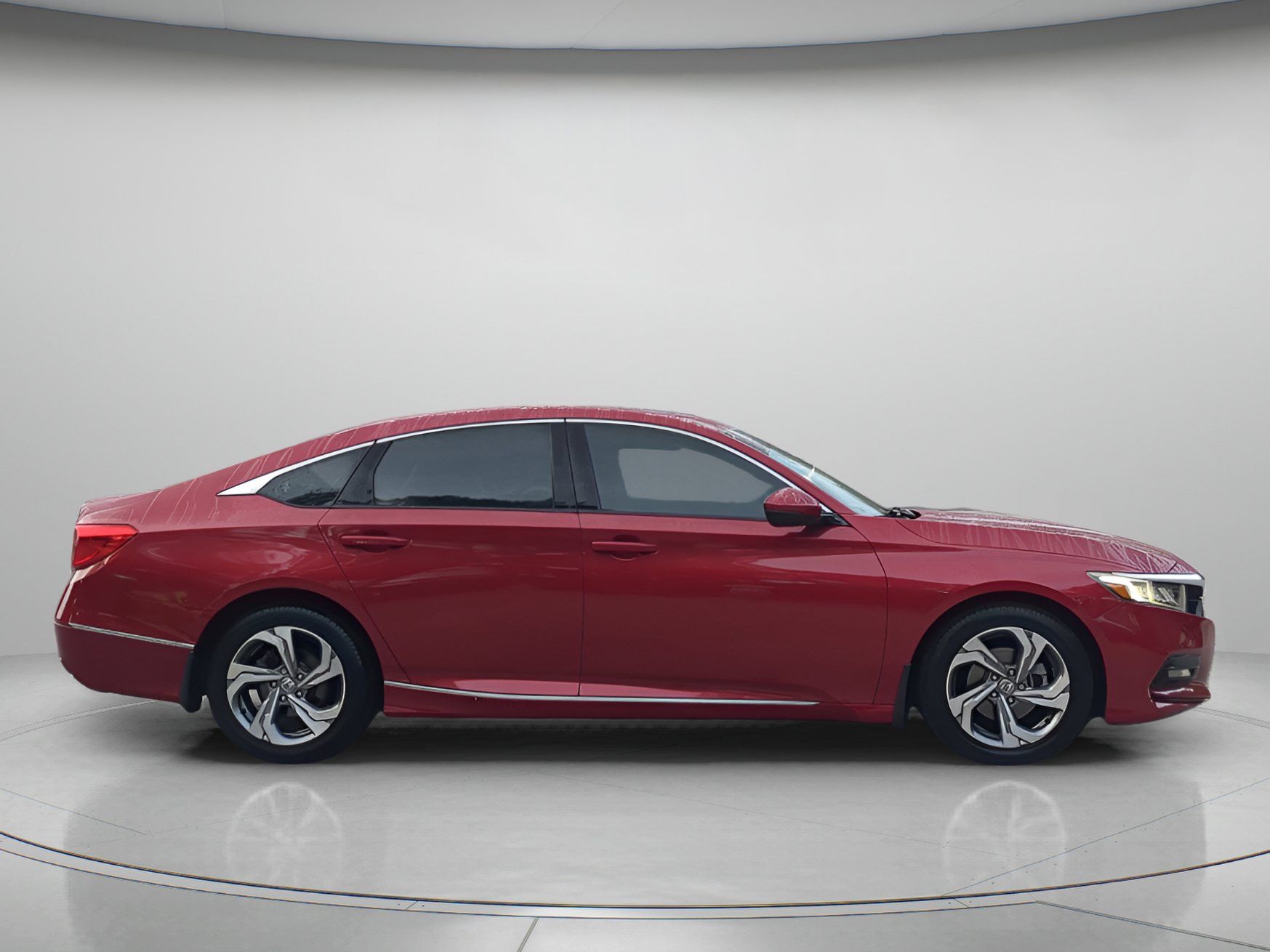 Used 2018 Honda Accord EX-L image 39