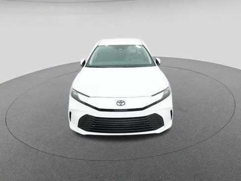 New 2026 Toyota Camry LE image 15