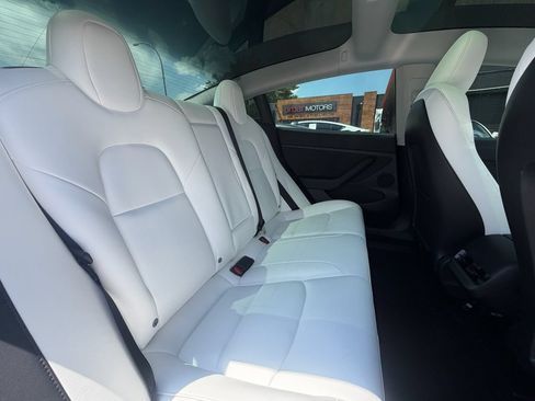 Used 2023 Tesla Model 3 Standard Range RWD image 29