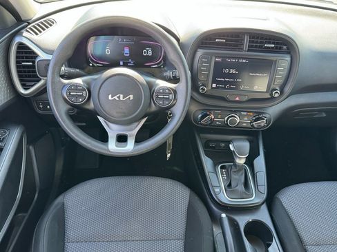 Used 2024 Kia Soul LX w/ Option Group 015 image 14