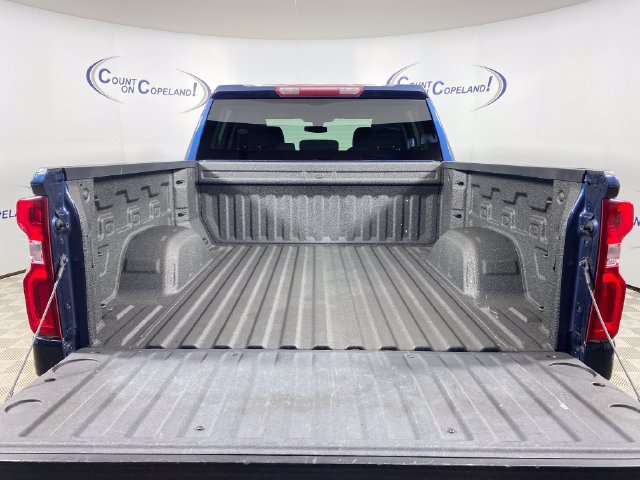 Used 2022 Chevrolet Silverado 1500 Custom Trail Boss w/ Safety Confidence Package AWD/4WD image 25